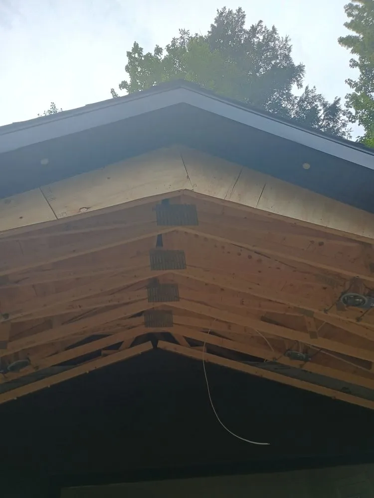 Slide of Toms Electric