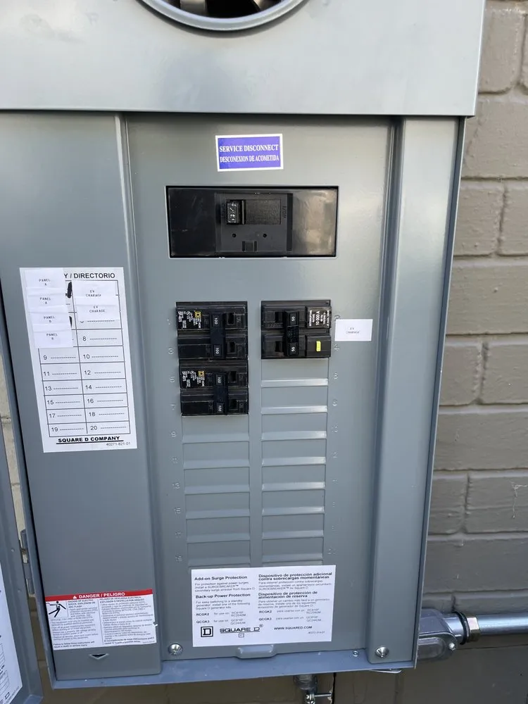 Slide of TomTech Electric