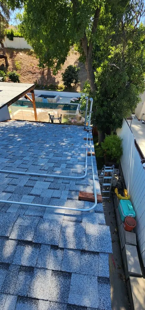 Slide of TomTech Electric