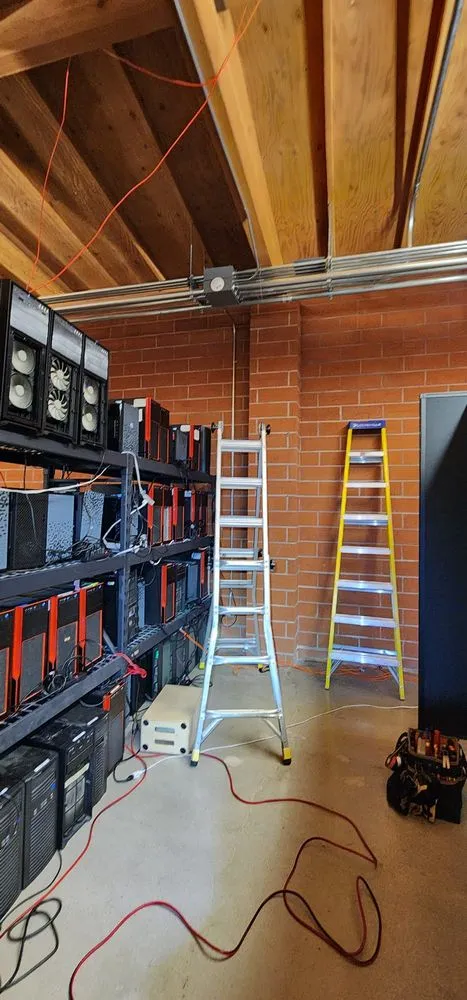 Slide of TomTech Electric