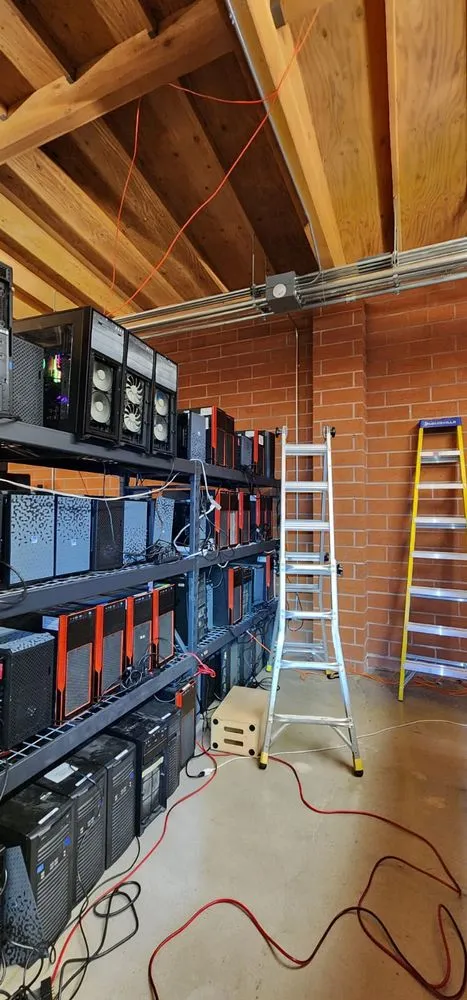 Slide of TomTech Electric