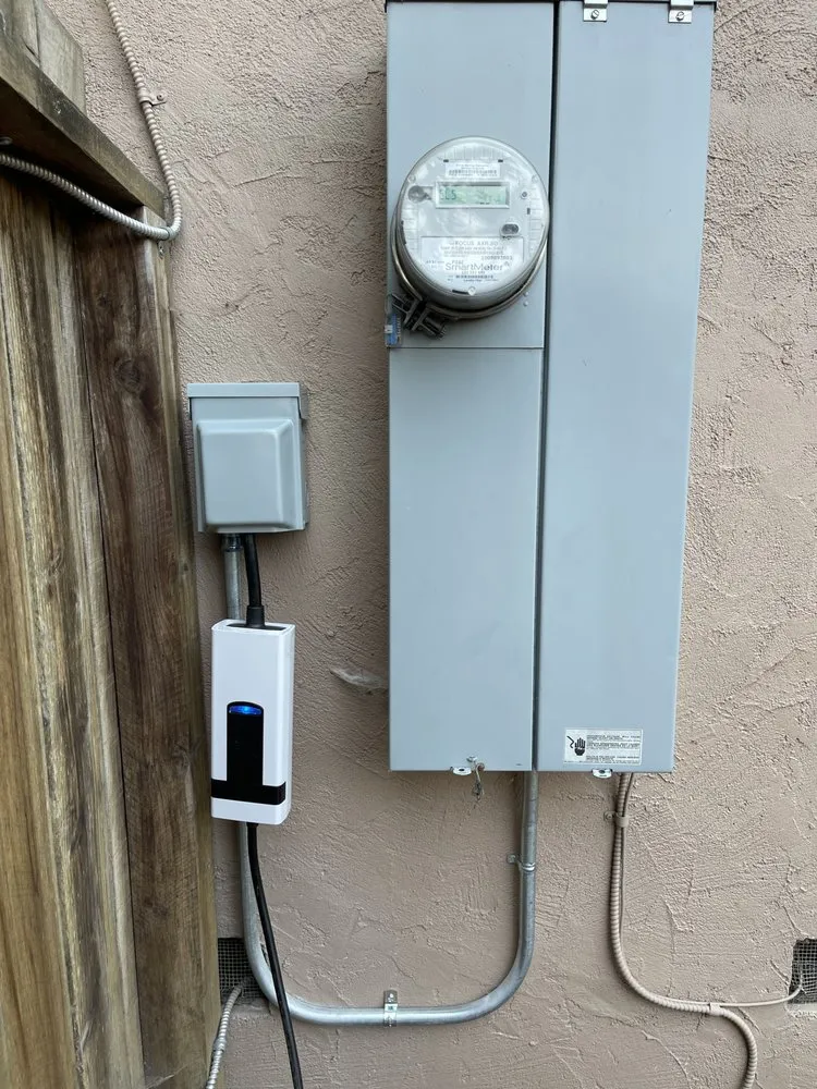 Slide of TomTech Electric