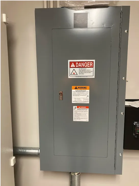 Affordable electrician providing outlet and switch repair in Richfield, NC - Tony’s Power