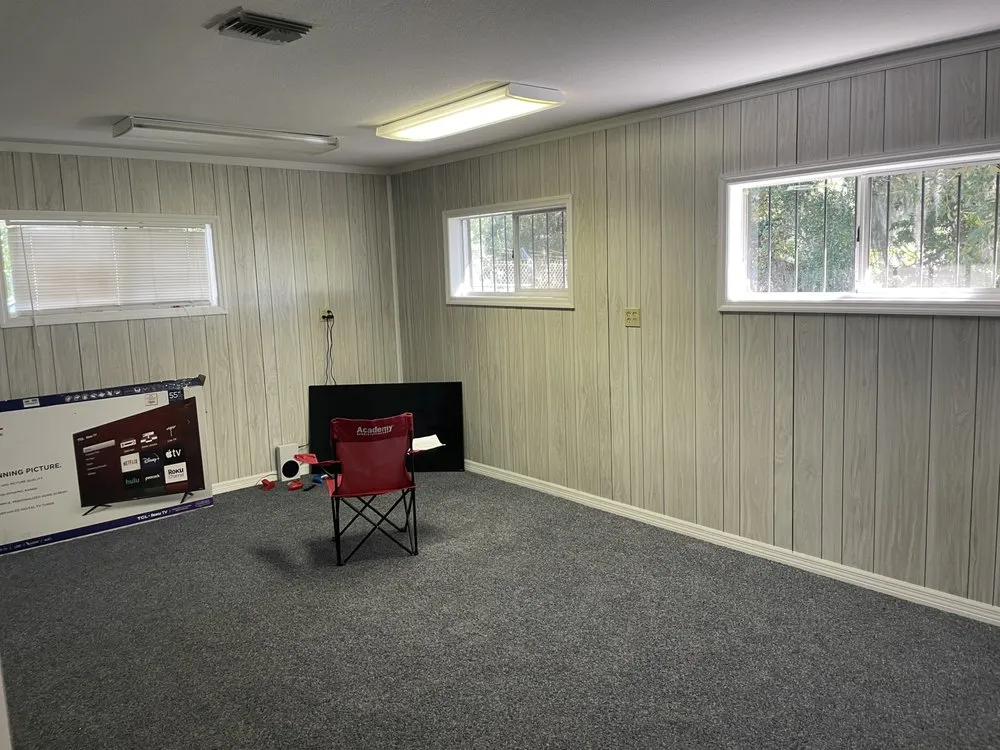 Slide of Toolbox Tom