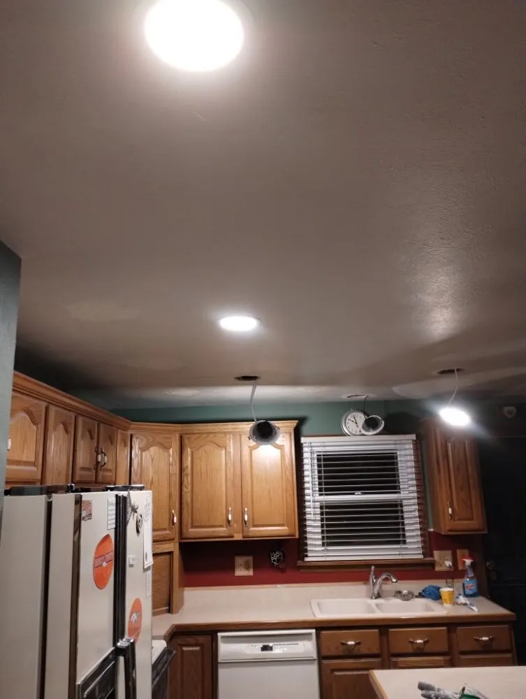 Slide of Top 2 Bottom Handyman services