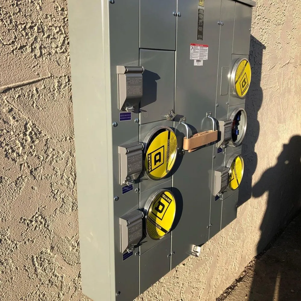 Slide of Top Choice 24 Hour Electrician