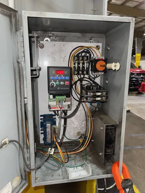 Slide of Top Dawg Pro Services