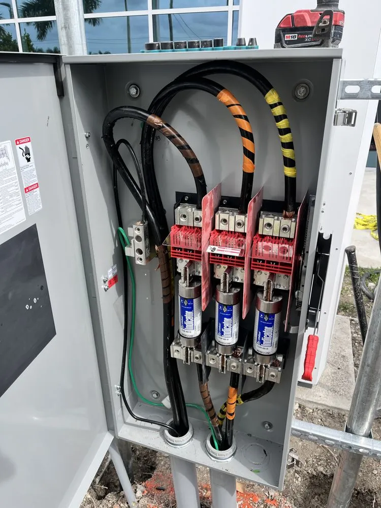 Slide of Top Dog Electric