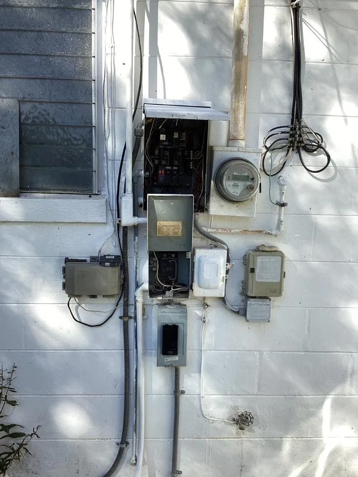 Slide of Top Flight Electric