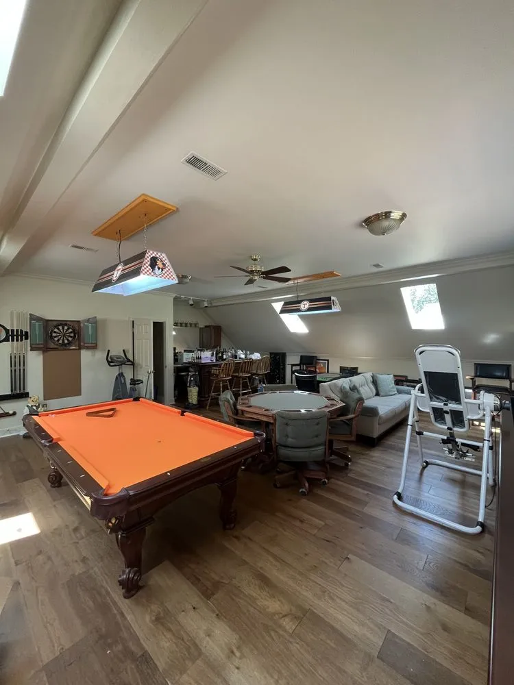 Slide of Top Gun Electric