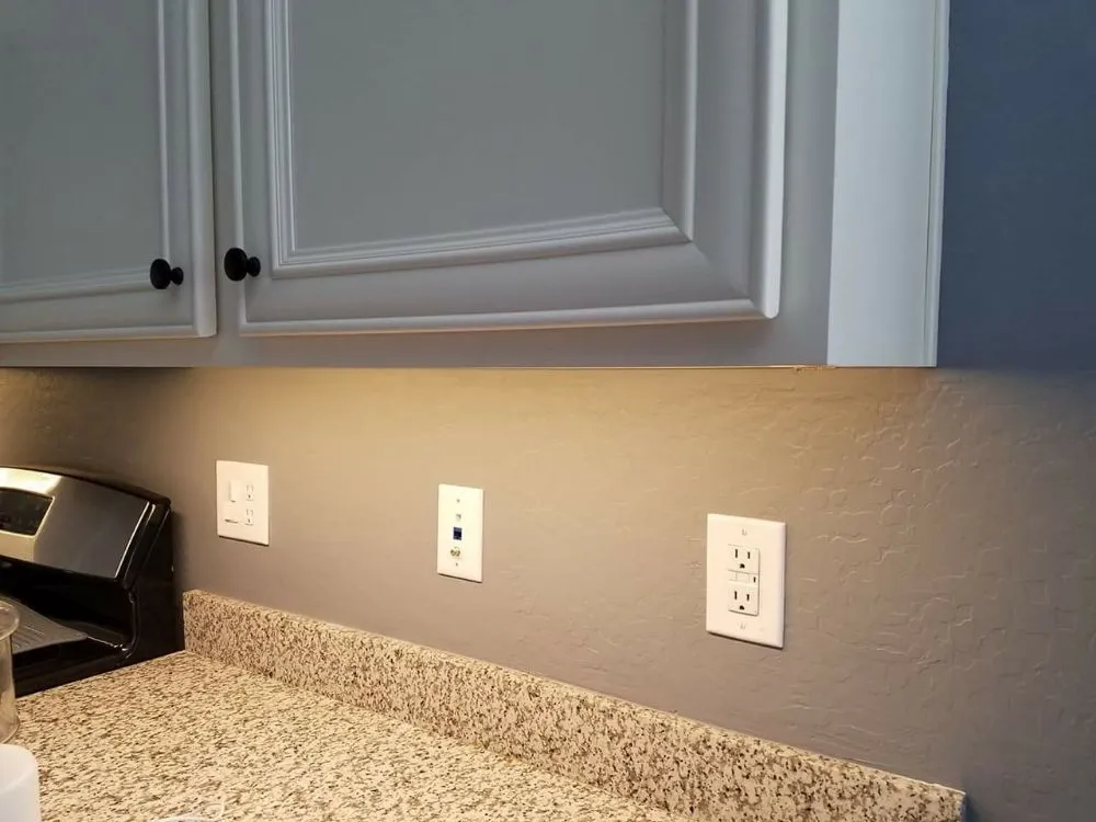 Slide of Top Notch Electric