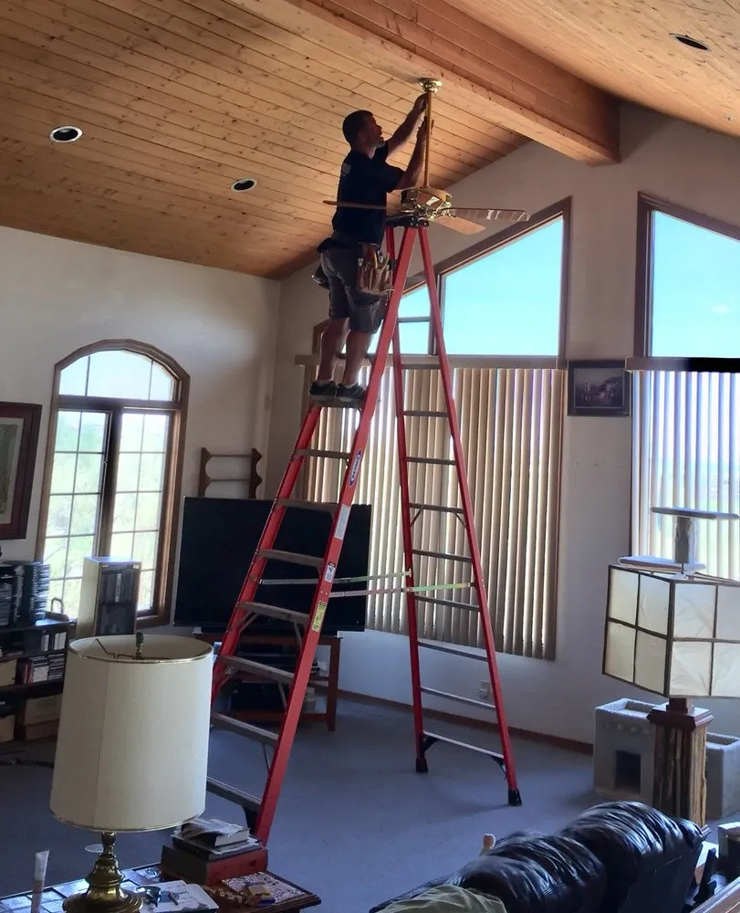 Slide of Top Notch Electric