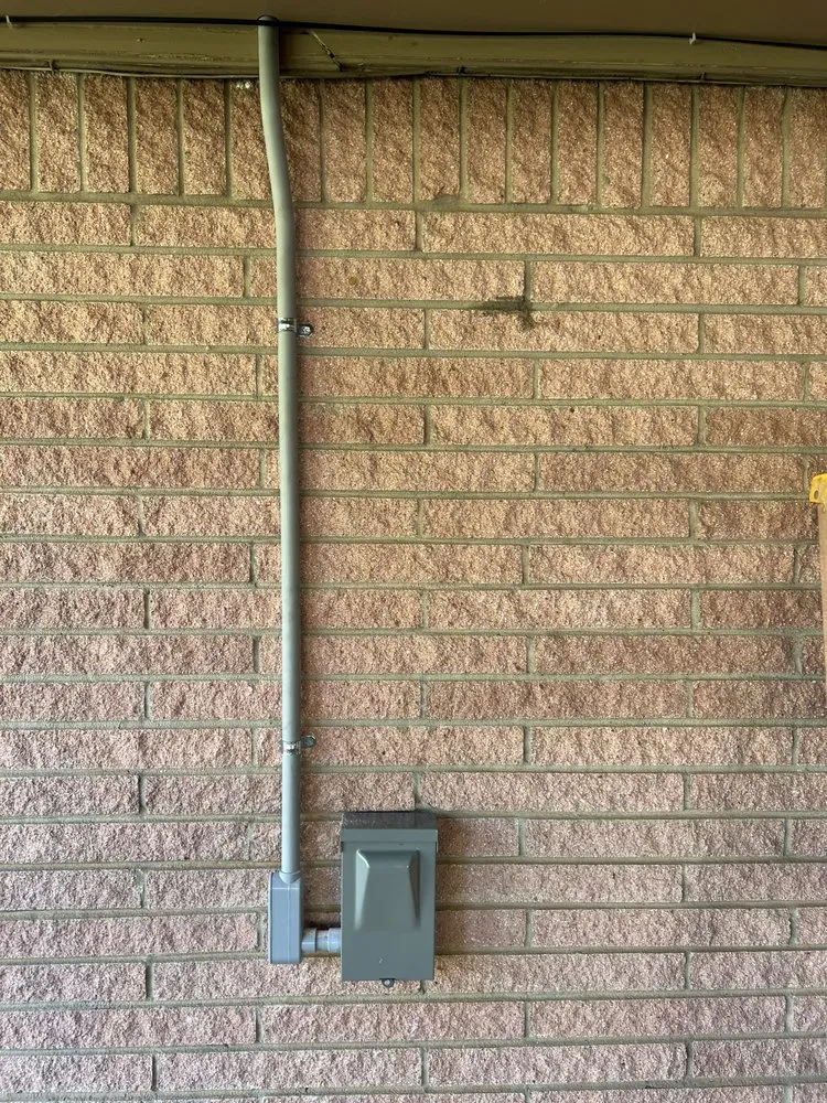 Slide of Top notch electric