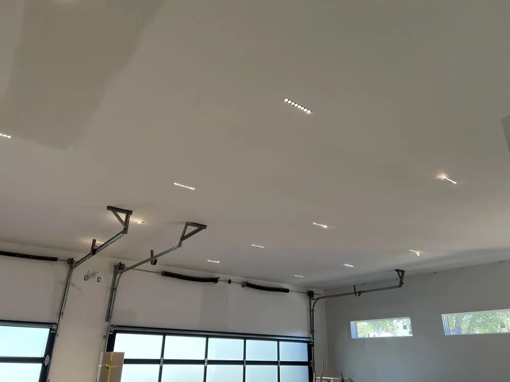 Slide of Top notch electric