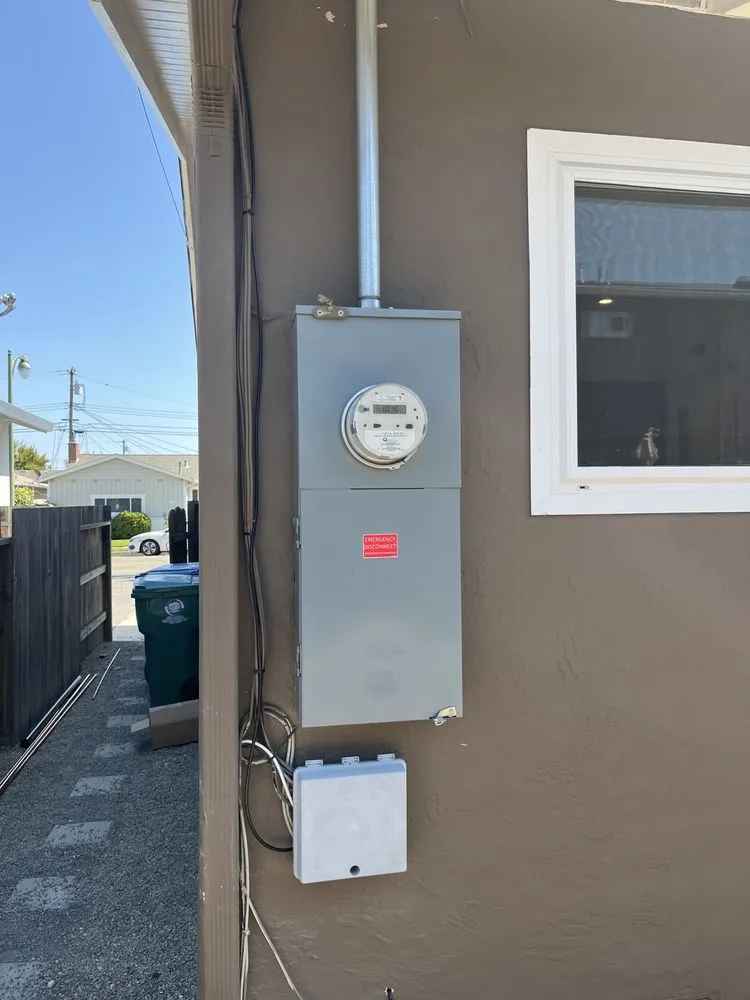 Slide of Top-Notch Electric