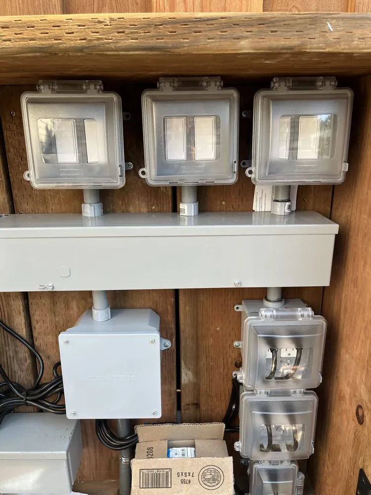 Slide of Top-Notch Electric