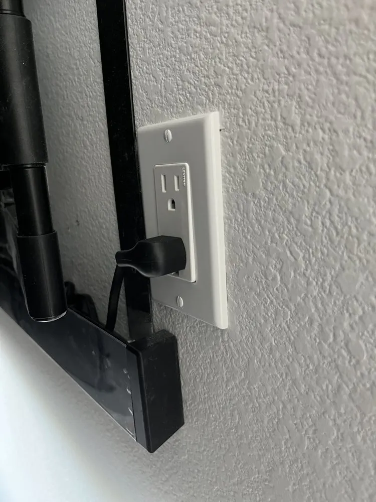 Slide of Top-Notch Electric