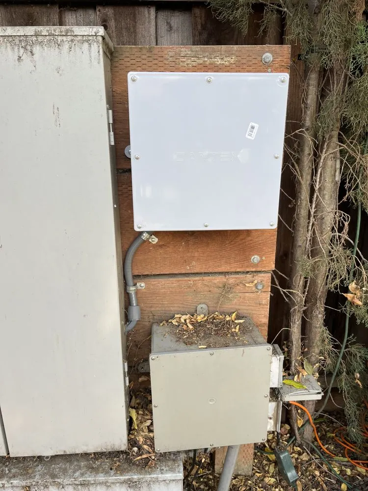 Slide of Top-Notch Electric