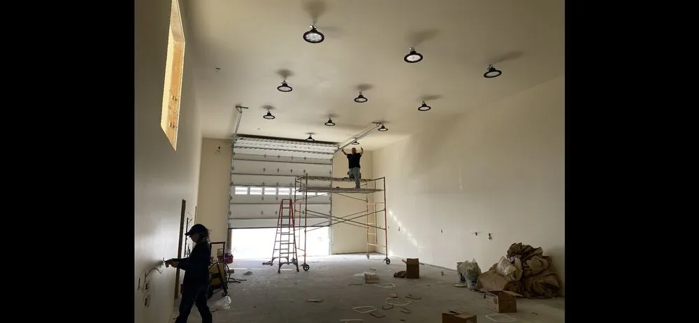 Slide of Top Notch Electric