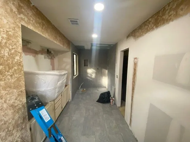 Professional electrical service for homes in lighting installation, by