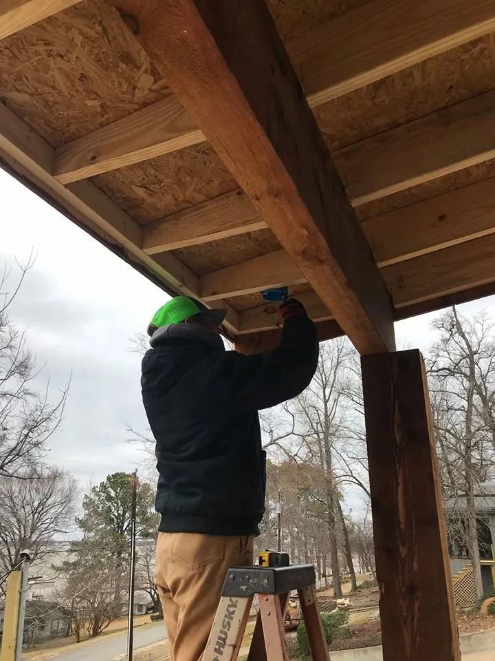 Slide of Top Notch Electrician