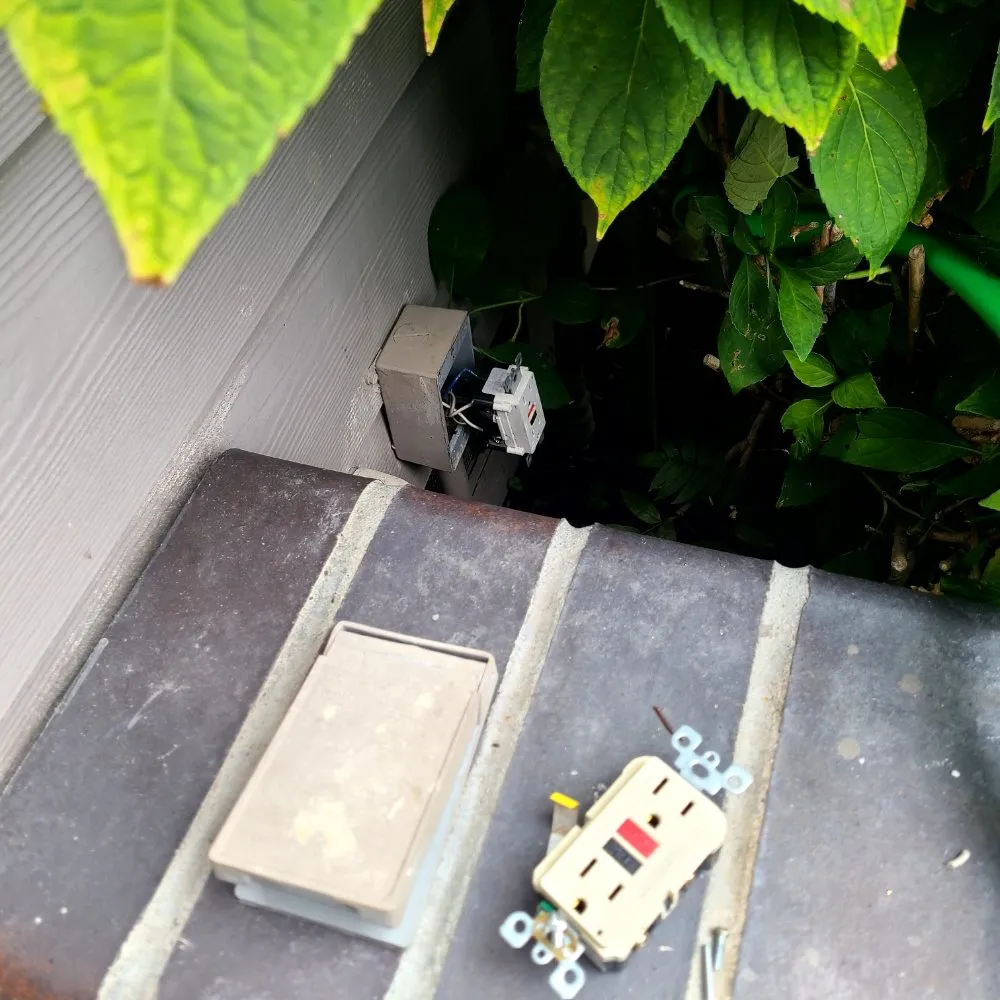 Slide of Top Power Electric