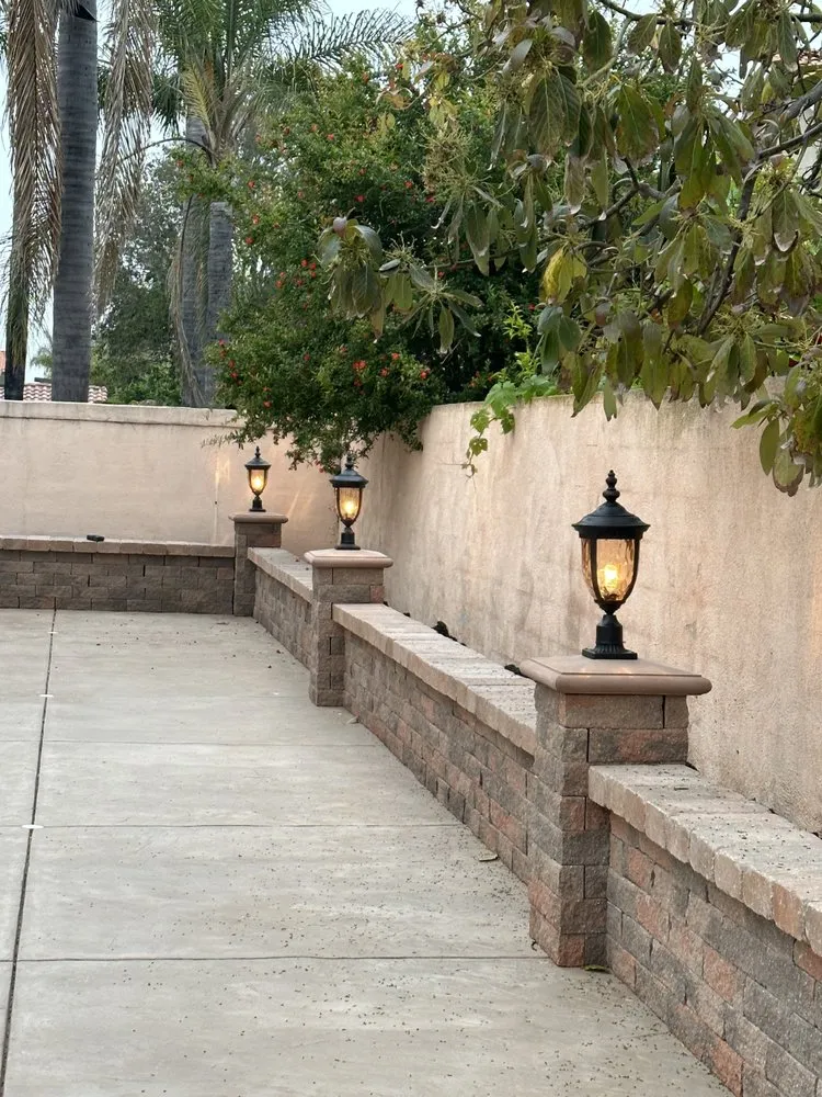 Slide of Top Wire Electric