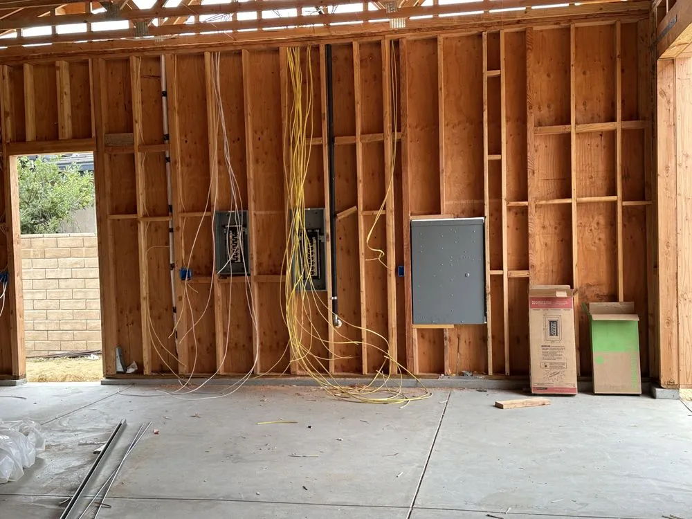 Slide of Top Wire Electric