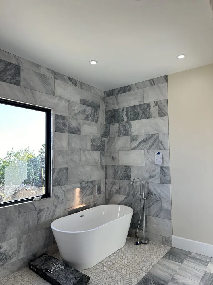 Slide of Top Wire Electric