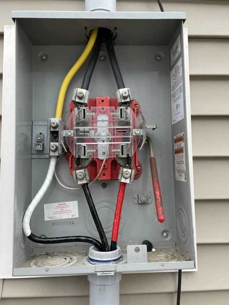 Slide of Topman Electrical Service