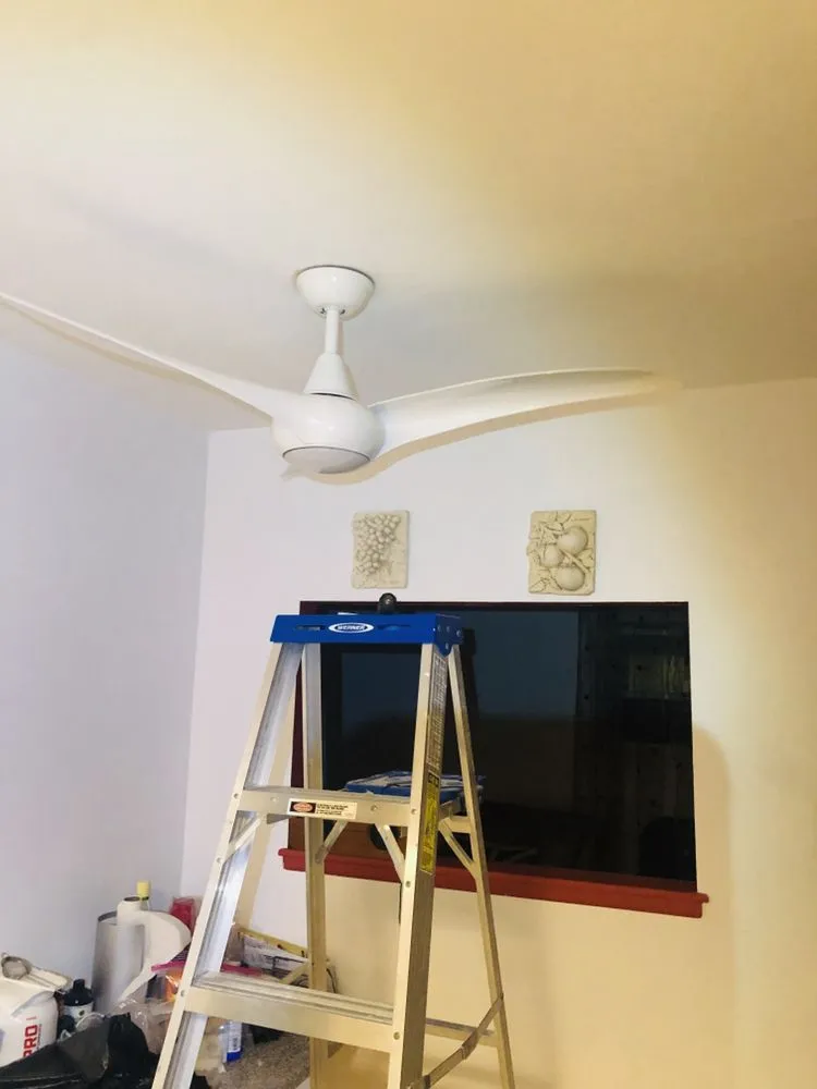 Emergency electrician providing panel upgrade in Jamaica, NY - Topman Electrical Service