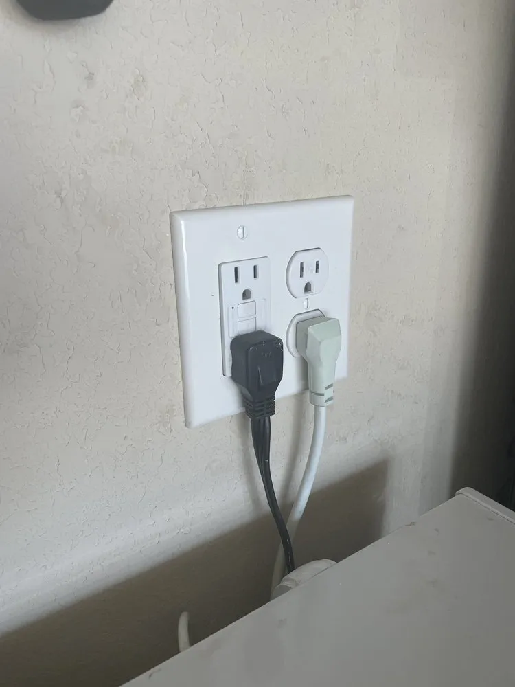 Certified electrical repair experts serving ,  - TopTech Electric & Plumbing