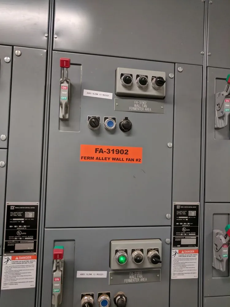 Certified electrician providing electrical repair in La Rose, IL - Torchia Electric