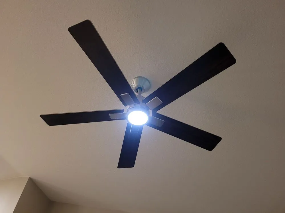 Slide of Tormenta Electric