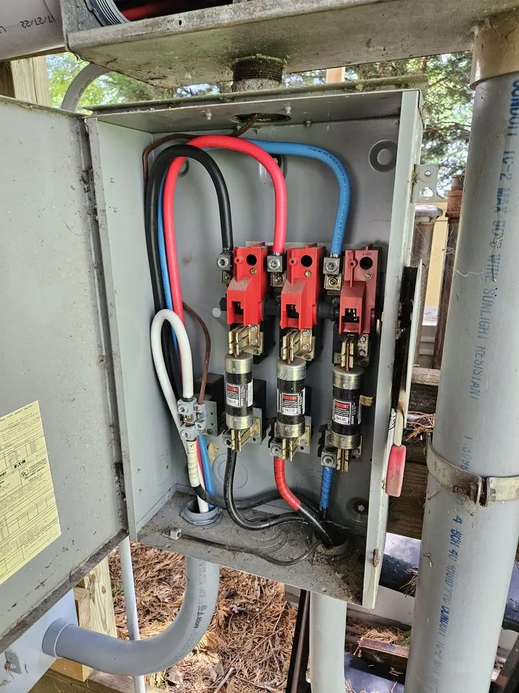 Slide of Torque Electric Services