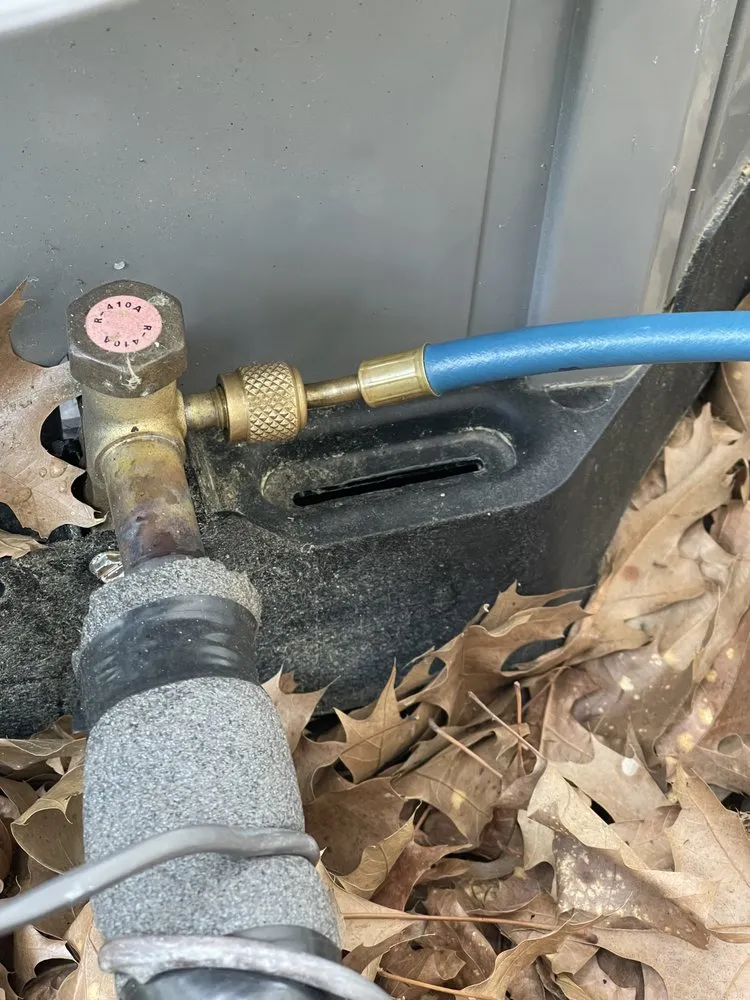 Slide of Torrellas Handy Maintenance