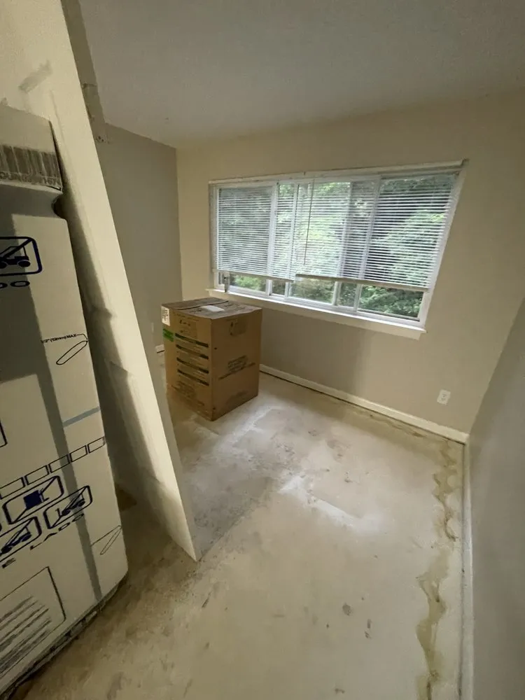 Slide of Torrellas Handy Maintenance