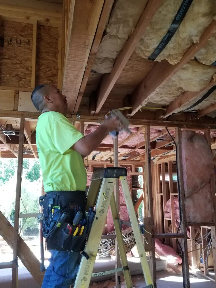 Slide of Torres Electric