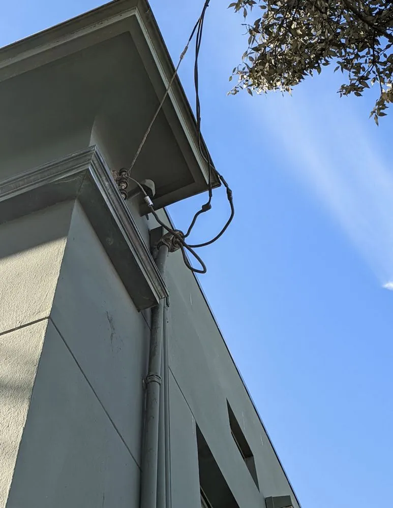 Slide of Torres Electric