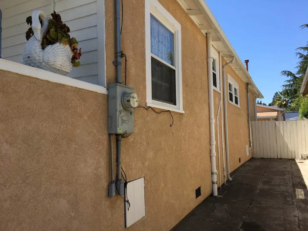 Slide of Torres Maintenance and Remodel