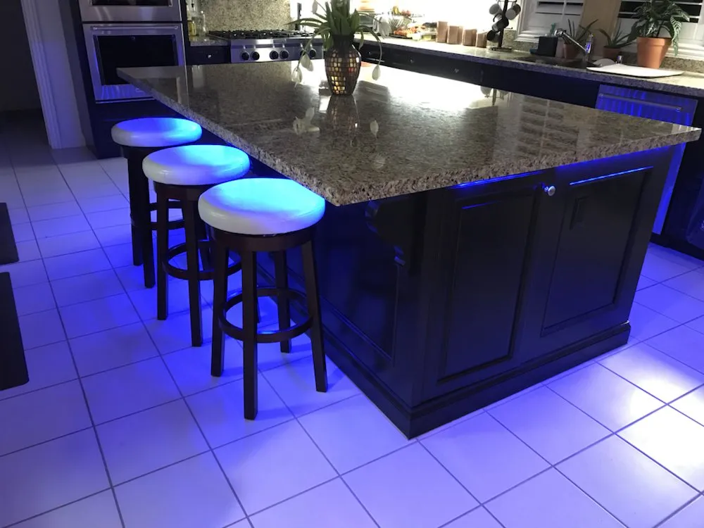 Trusted electrical service for homes in lighting installation, by