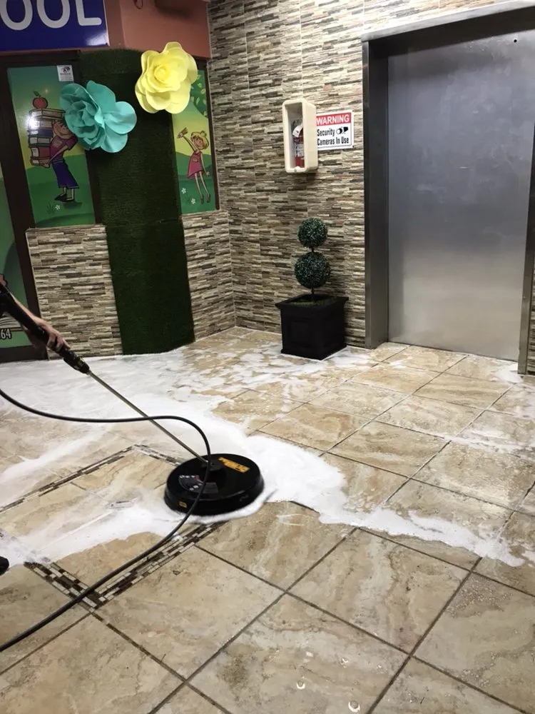 Slide of Total Master Cleaning & Services