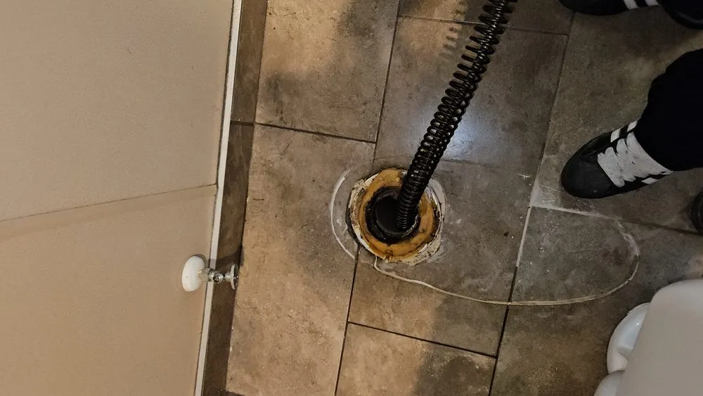 Slide of Total Solutions Handyman And Maintenance