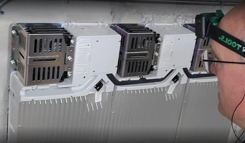 Slide of Totalease Electrician-Aurora