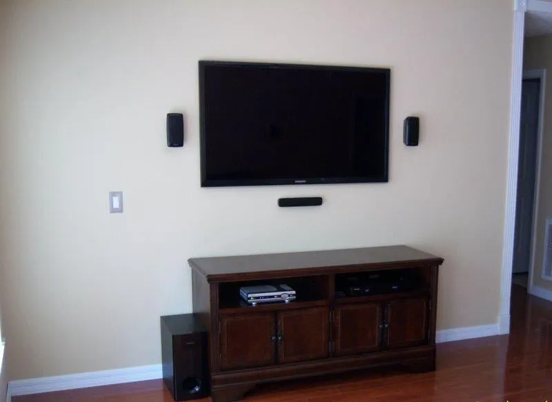 Slide of Totally Wired Of Florida