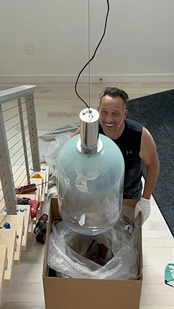 Trusted electrical service for homes in lighting installation, by