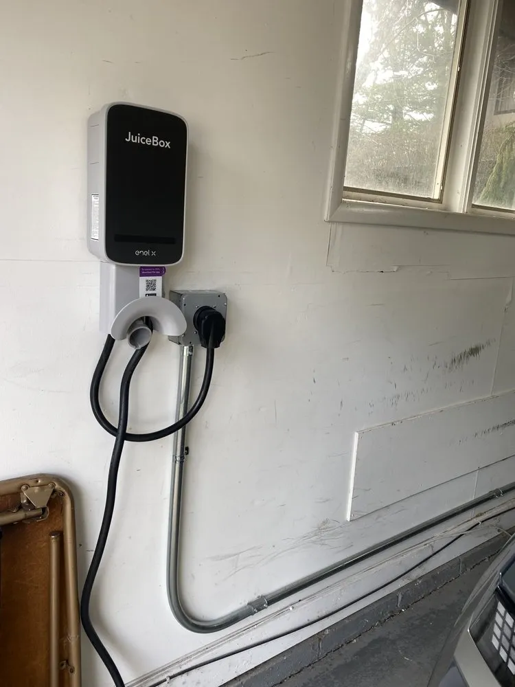 Emergency circuit breaker repair service in , - Tower Electrical Contracting