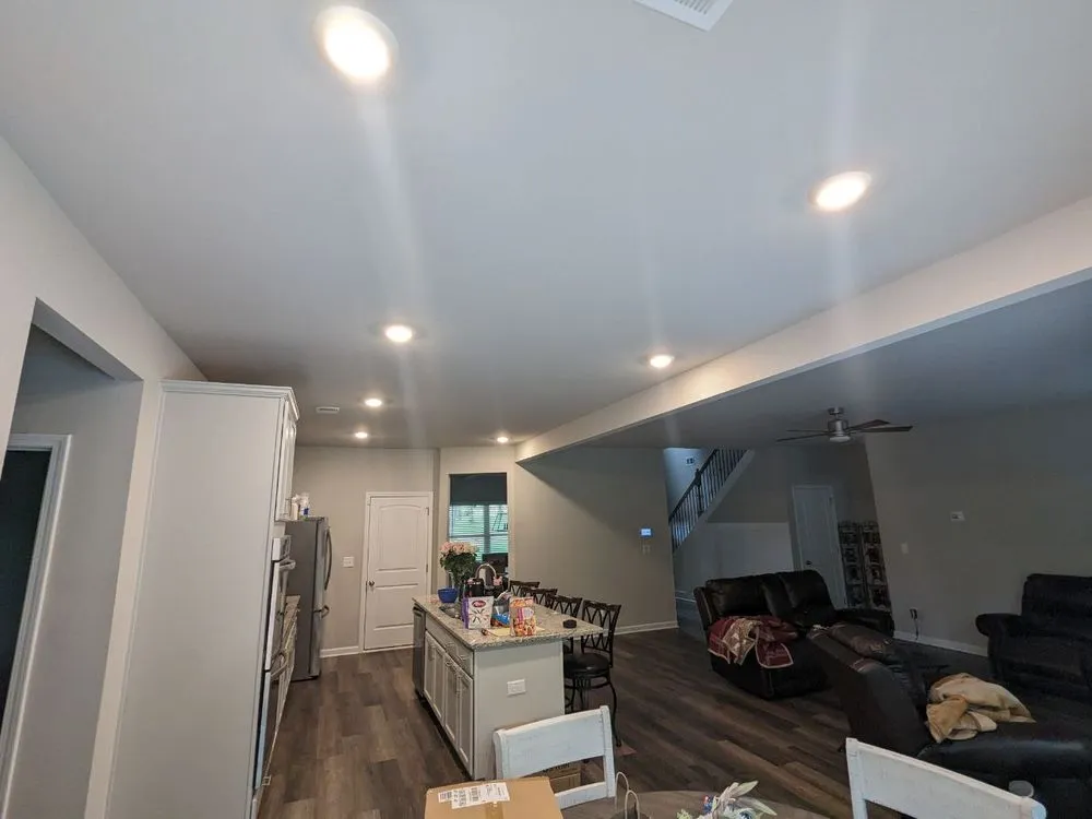 Slide of TR & JP Handy Electricians