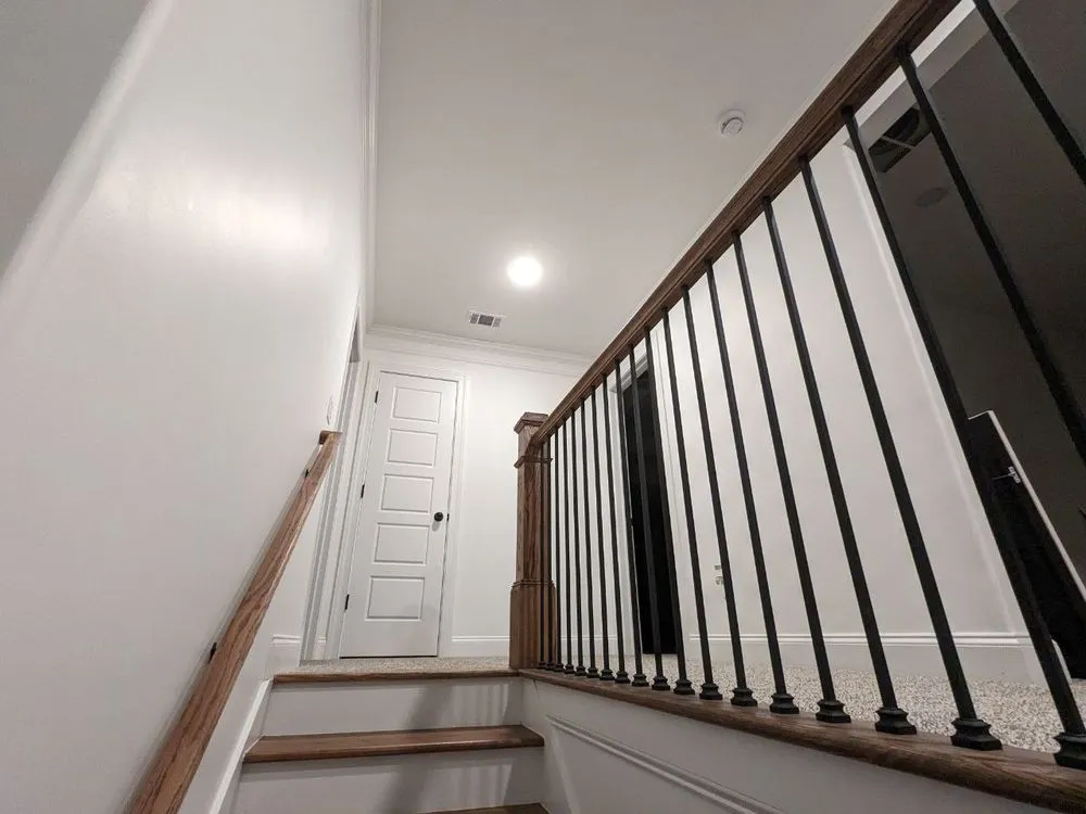 Slide of TR & JP Handy Electricians