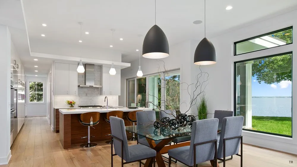 Slide of TR Electric